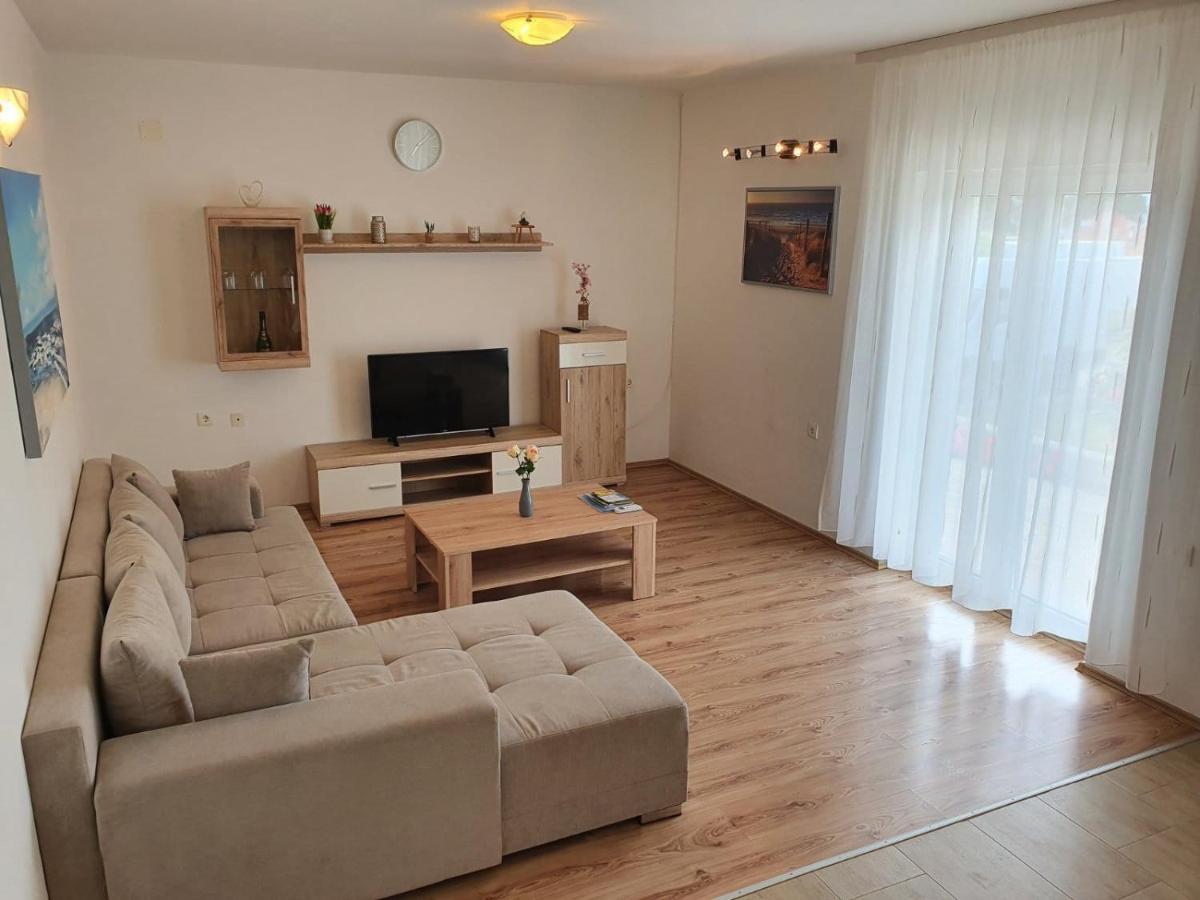 Holiday Home Kastela Village Bagian luar foto