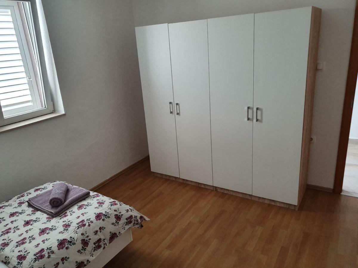Holiday Home Kastela Village Bagian luar foto