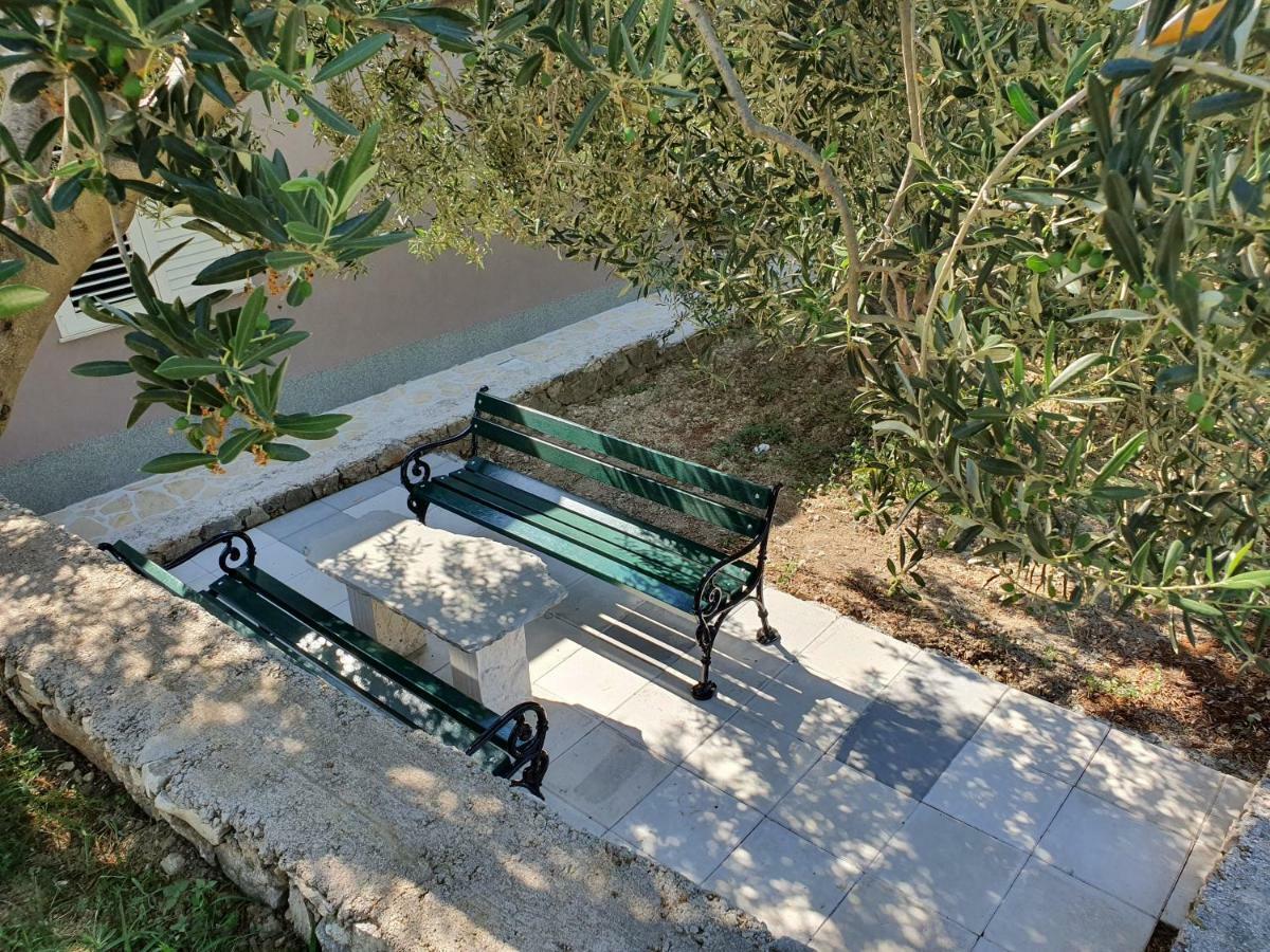 Holiday Home Kastela Village Bagian luar foto